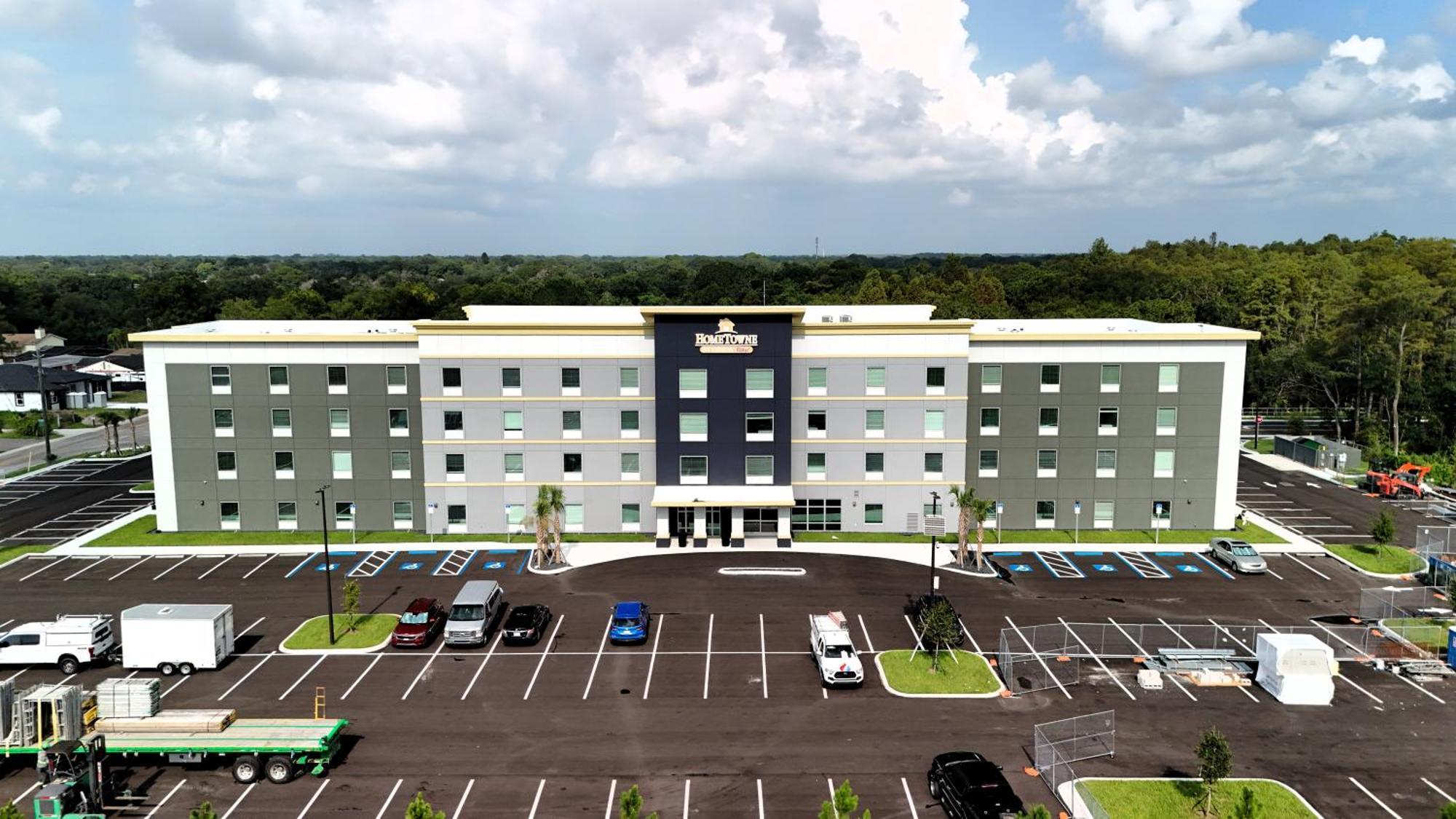 Hometowne Studios By Red Roof Tampa - Airport West Chase Bagian luar foto
